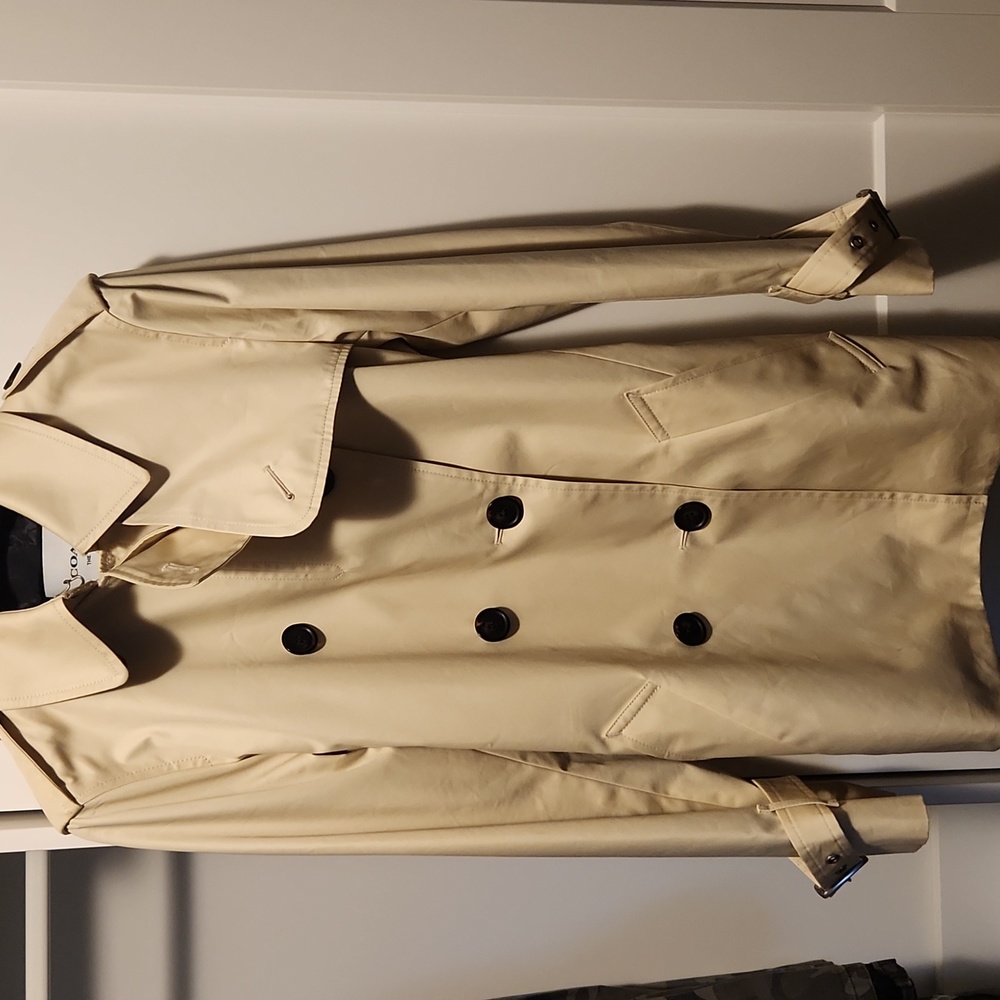 Coach Solid Short Trench Coat in light khaki
